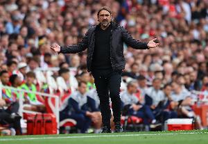 5891