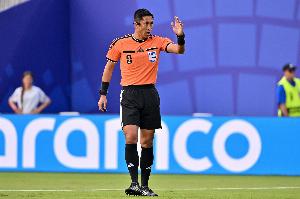 北青：马宁执法表现获亚足联与FIFA高度认可，入选亚洲杯裁判阵容当之无愧